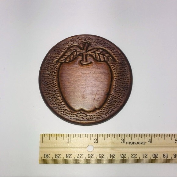 Vintage Wooden Carved Coasters Fruit Designs - Set of 4 - Picture 6 of 7